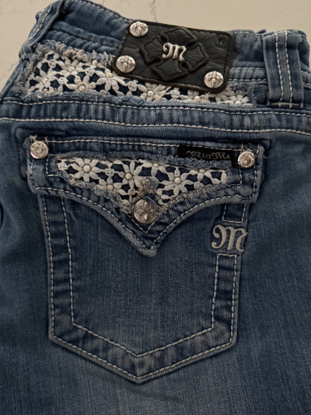 Miss Me Capri Jeans Size 31 - Picture 8 of 10
